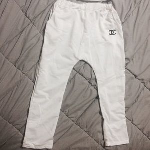 CHANEL logo Capri pants